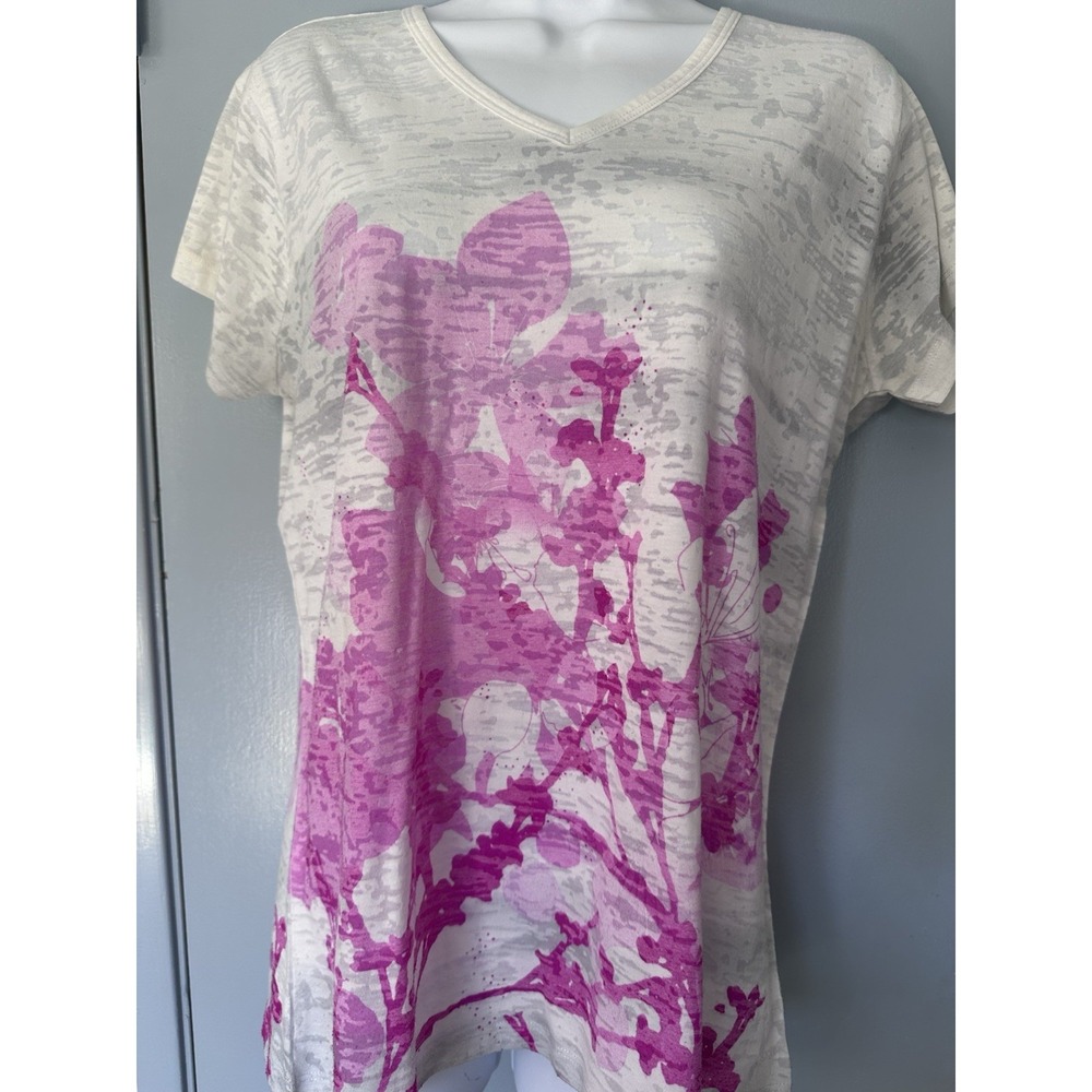 The North Face Tee T-Shirt Womens M Pink White Floral V-Neck Short Sleeve